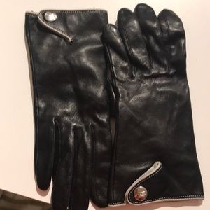 Coach leather gloves - worn only twice - EUC
